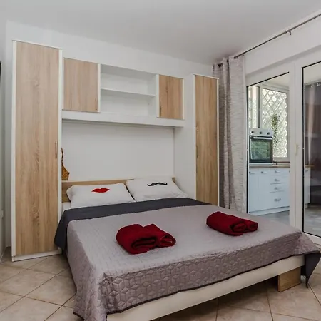 Apartment With A Parking Space - 18582