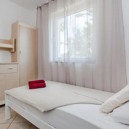 Apartment With A Parking Space - 18582 Vir
