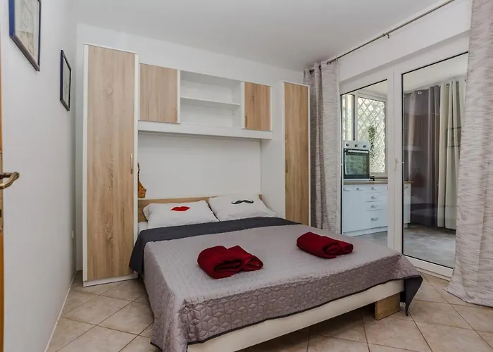 Апартаменты With Parking Space - 18582