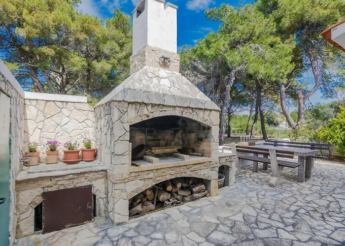 Апартаменты With Parking Space - 18582 Вир